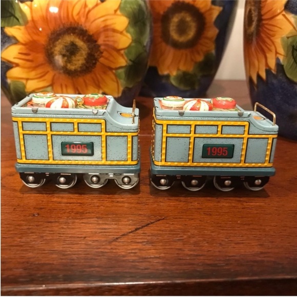 Vintage Hallmark Keepsake Ornament - Picture 6 of 12